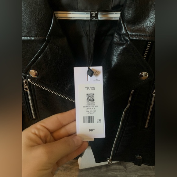 XS Leather Jacket - Picture 3 of 3